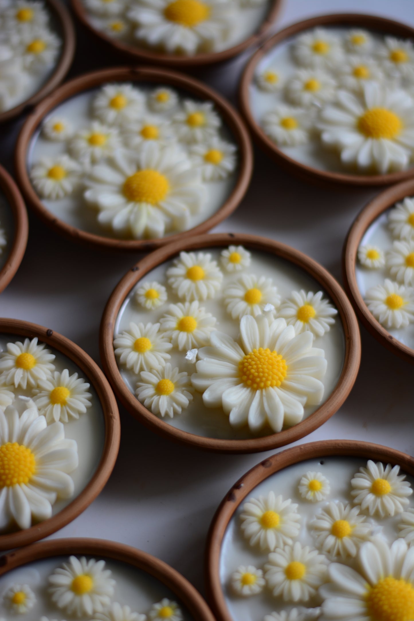 Terracotta Daisy Candle
