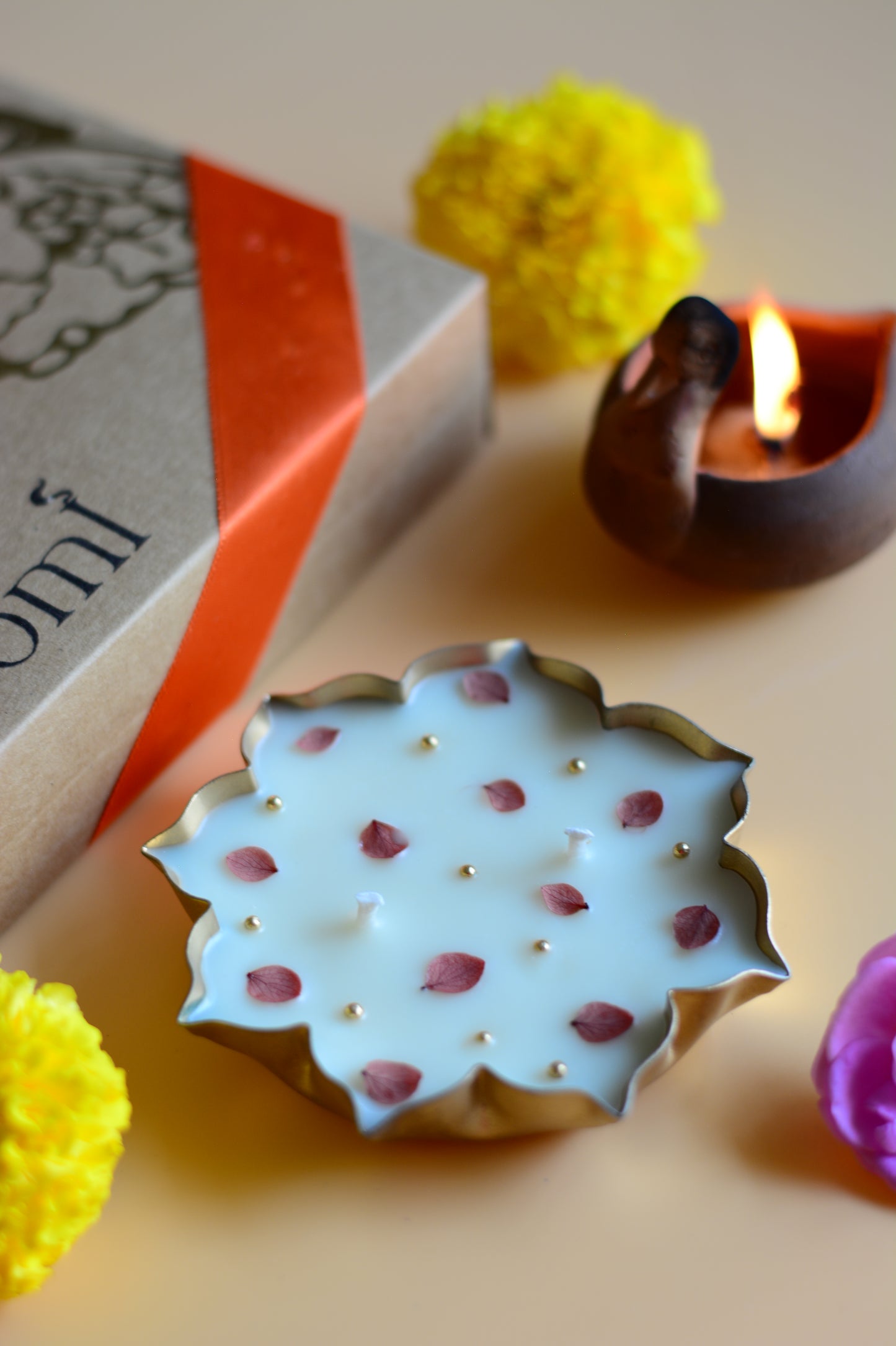 Kamalam Urli Candle