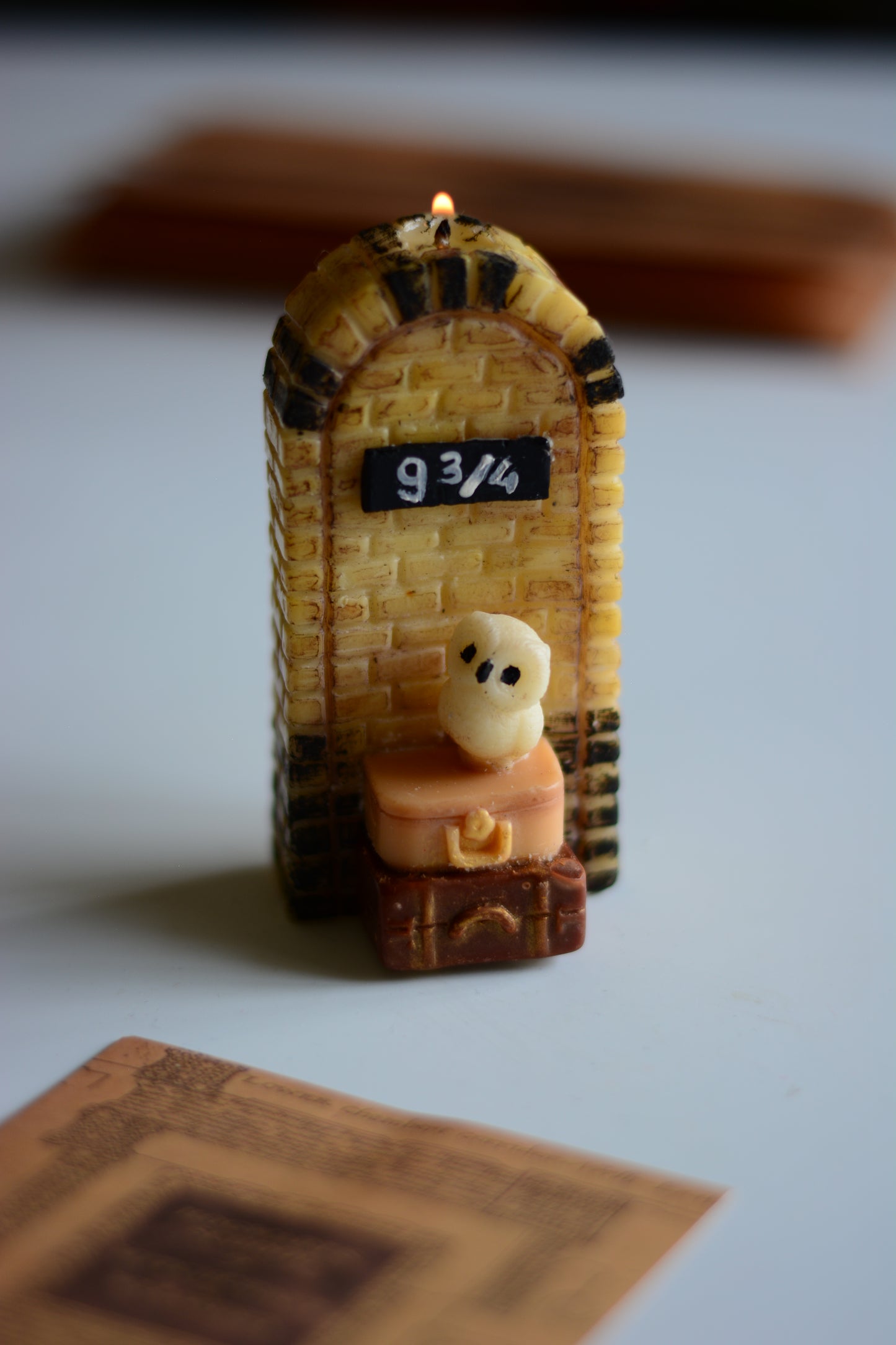 Platform 9 3/4 Candle